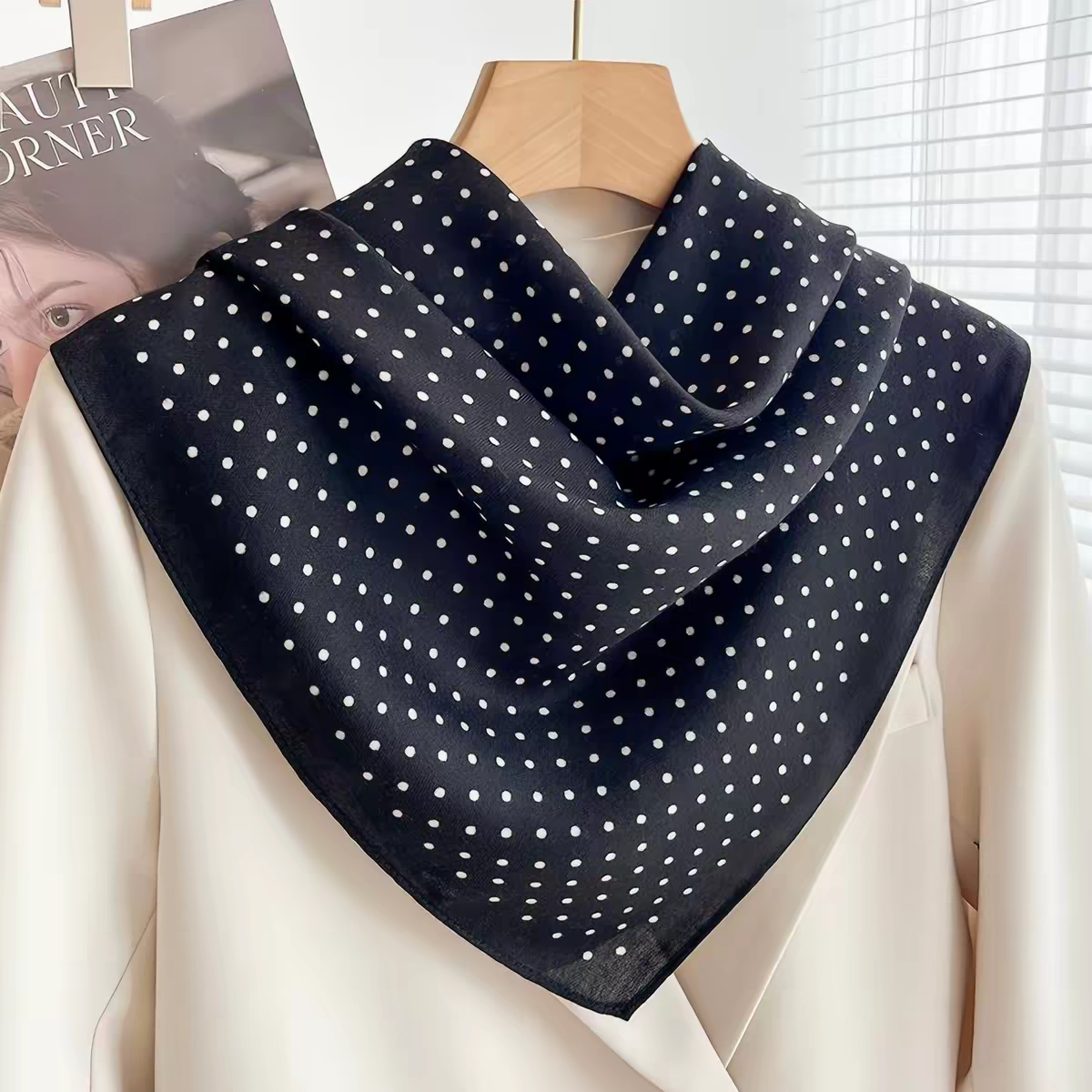 Foulard carré à motifs Motif petits pois (x12)#49