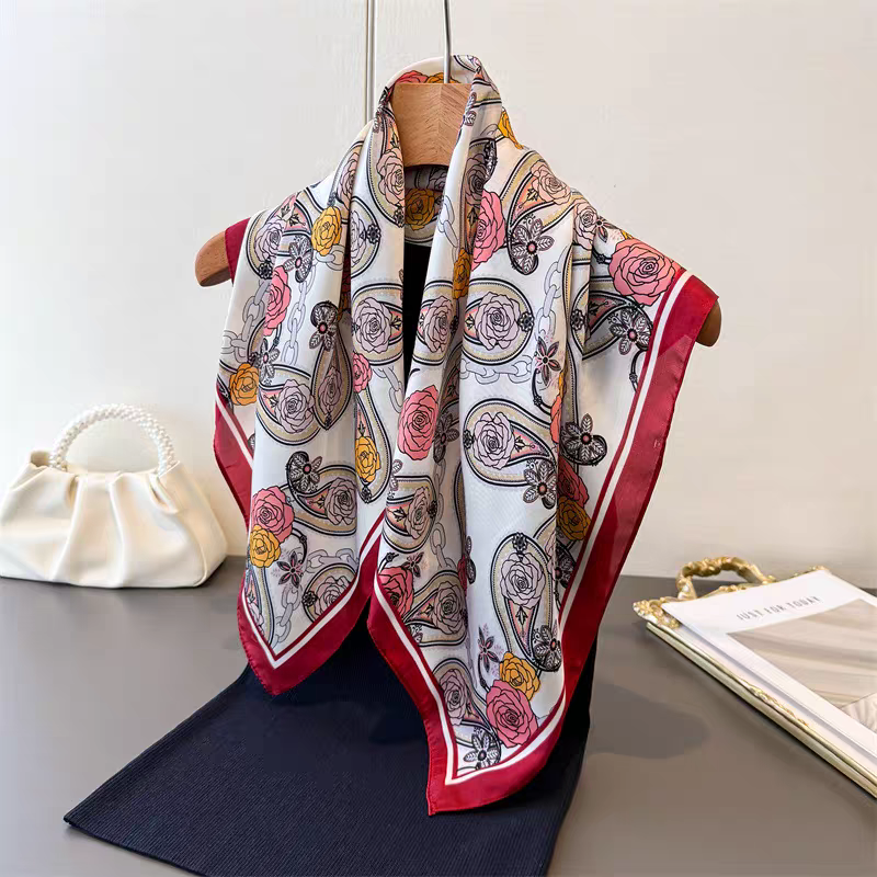 Foulard Carré touche soie 70cmx70cm (x12)#50