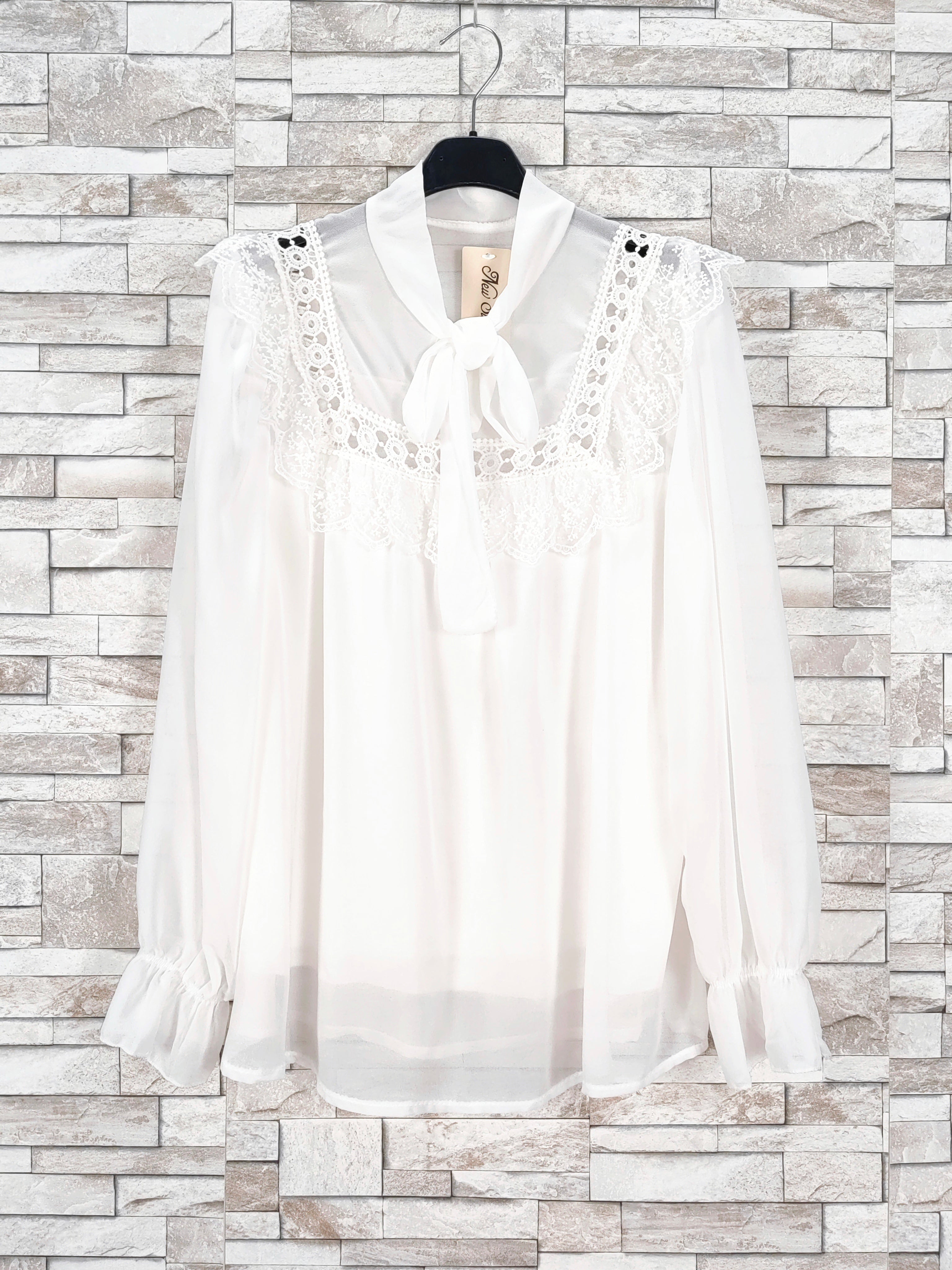 Blouse col lavallière(x9)