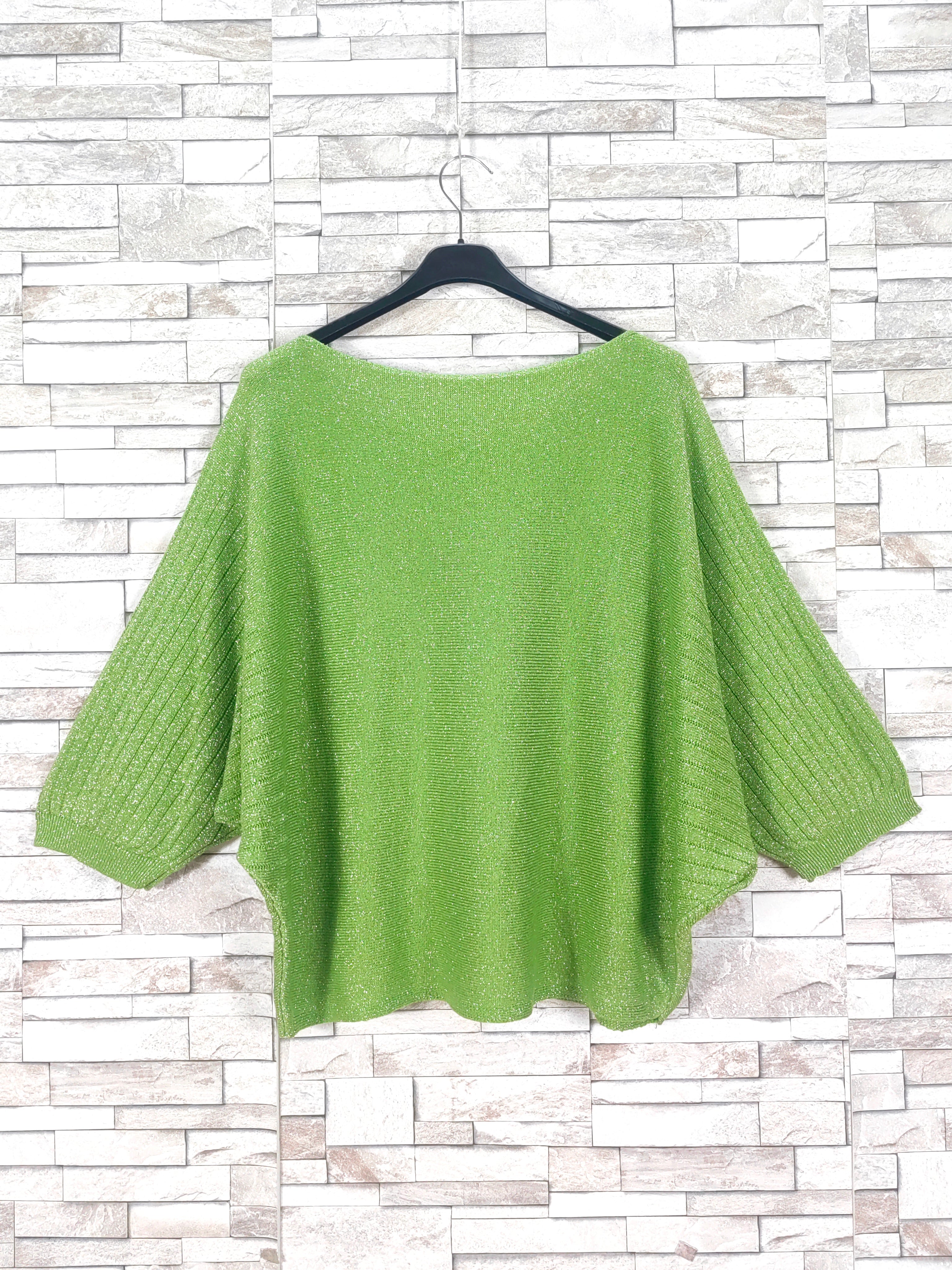 Pull manches chauve-souris avec fils brillants (x9)