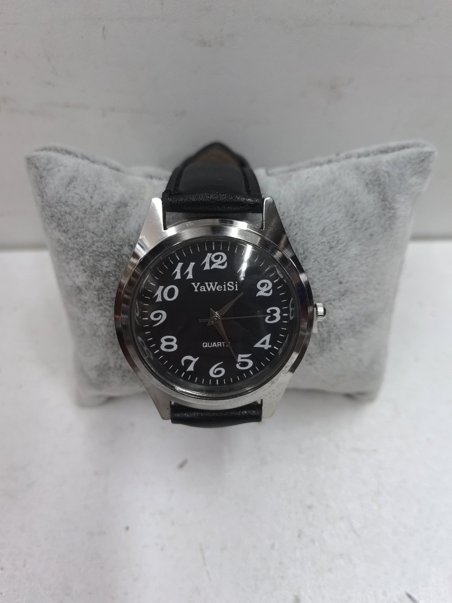 Montre homme similicuir (x6)