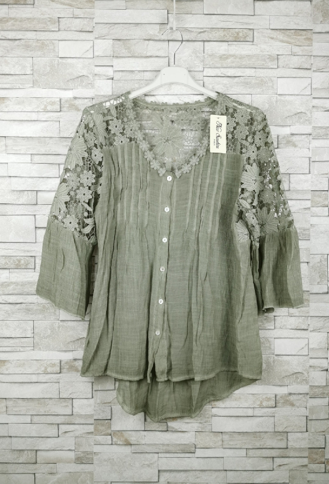 blouse avec dentelle(x8)