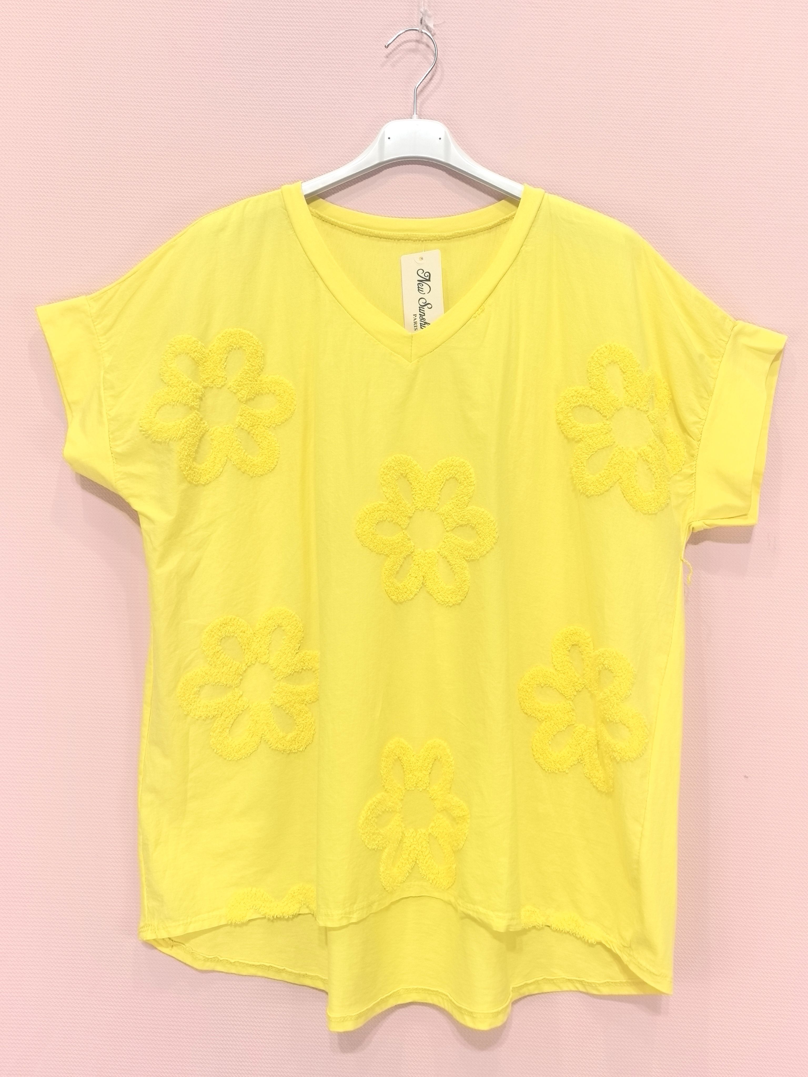 T-shirt brodé 100% coton, idéal pour le printemps/été, confectionné en Italie, parfait pour une allure élégante et décontractée.(x8)