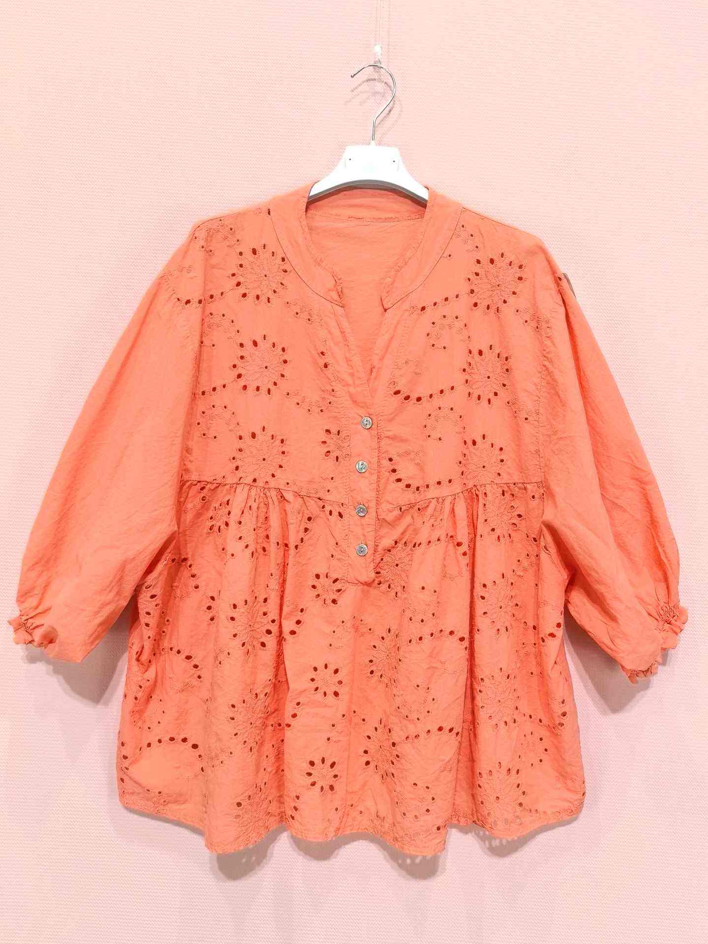 Blouse ample brodée manches bouffantes(x8)