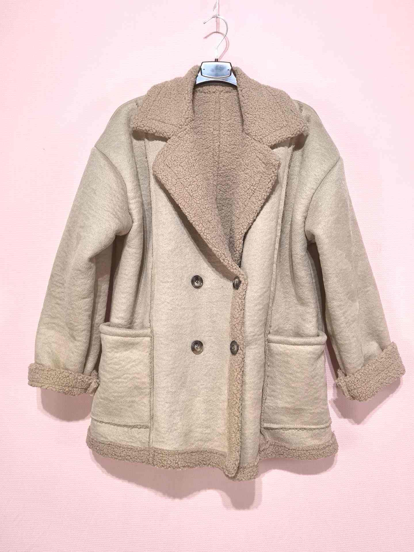 Manteau avec 4 boutons (x3)