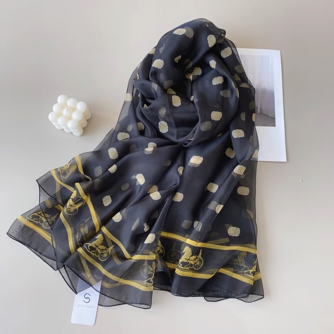 Foulards touche soie motif mélange(x12)