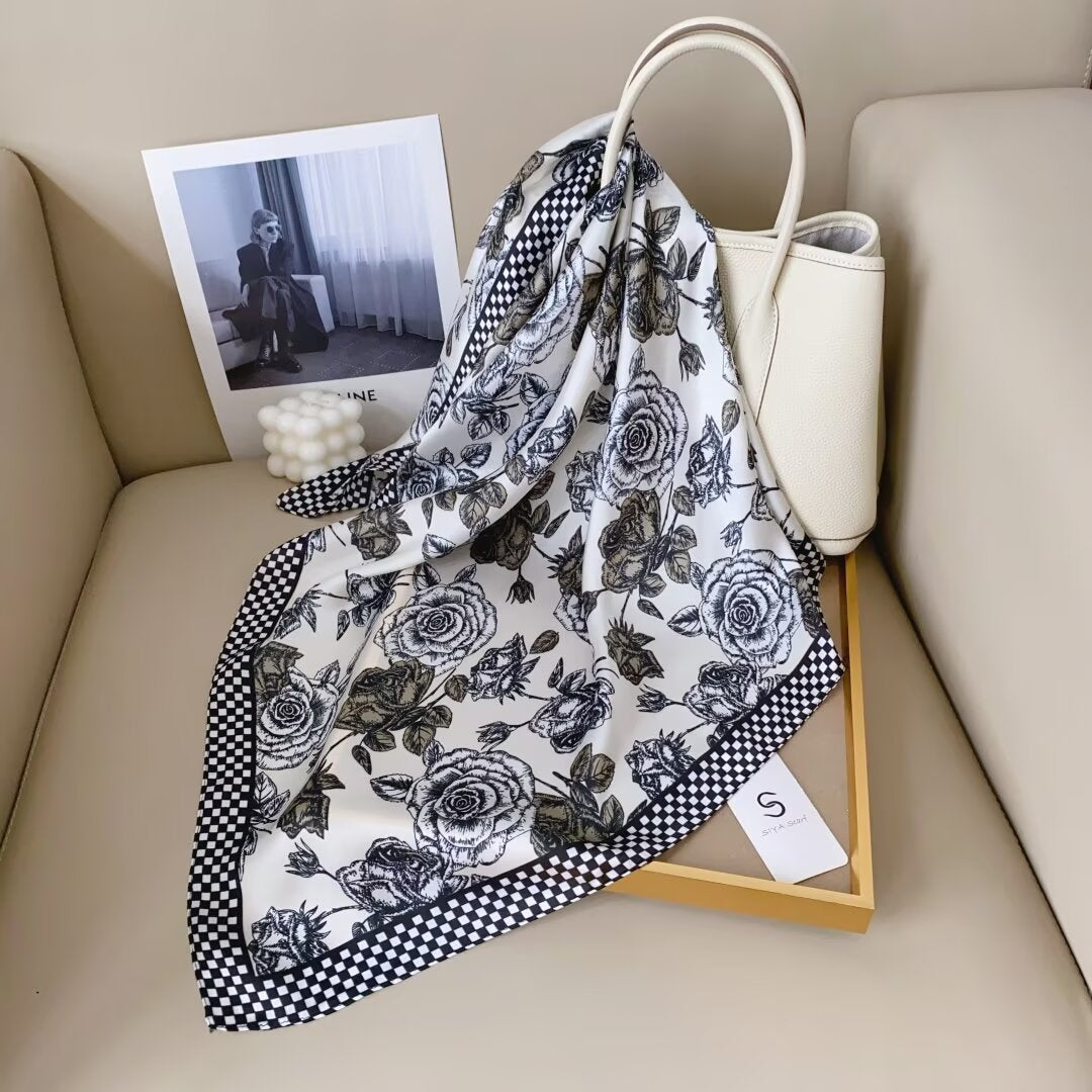 Foulard Carré touche soie 70cmx70cm (x12)#9