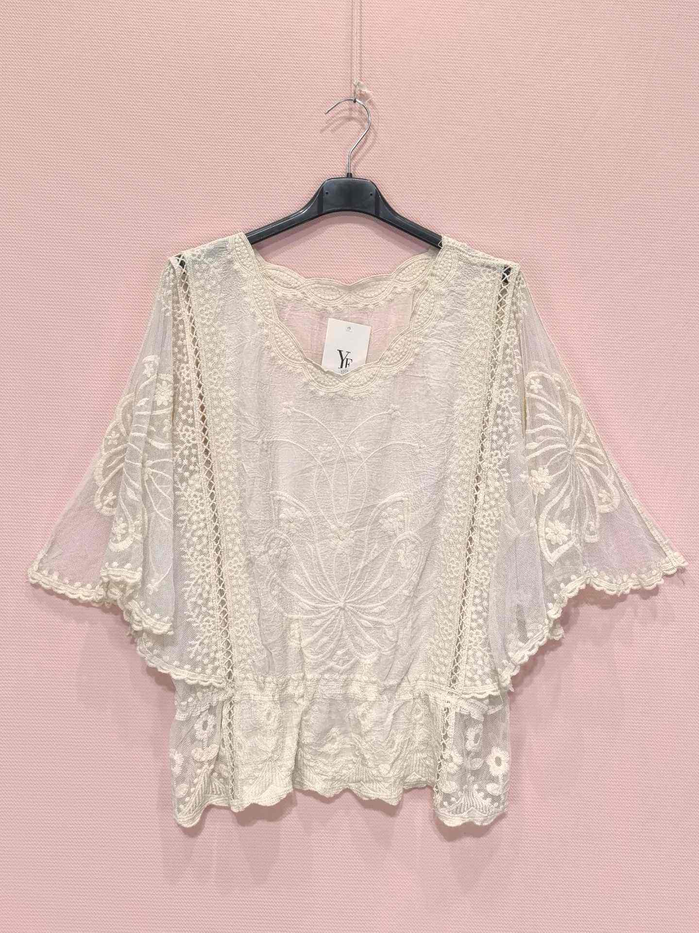 Top Dentelle Manches Papillon (x8)