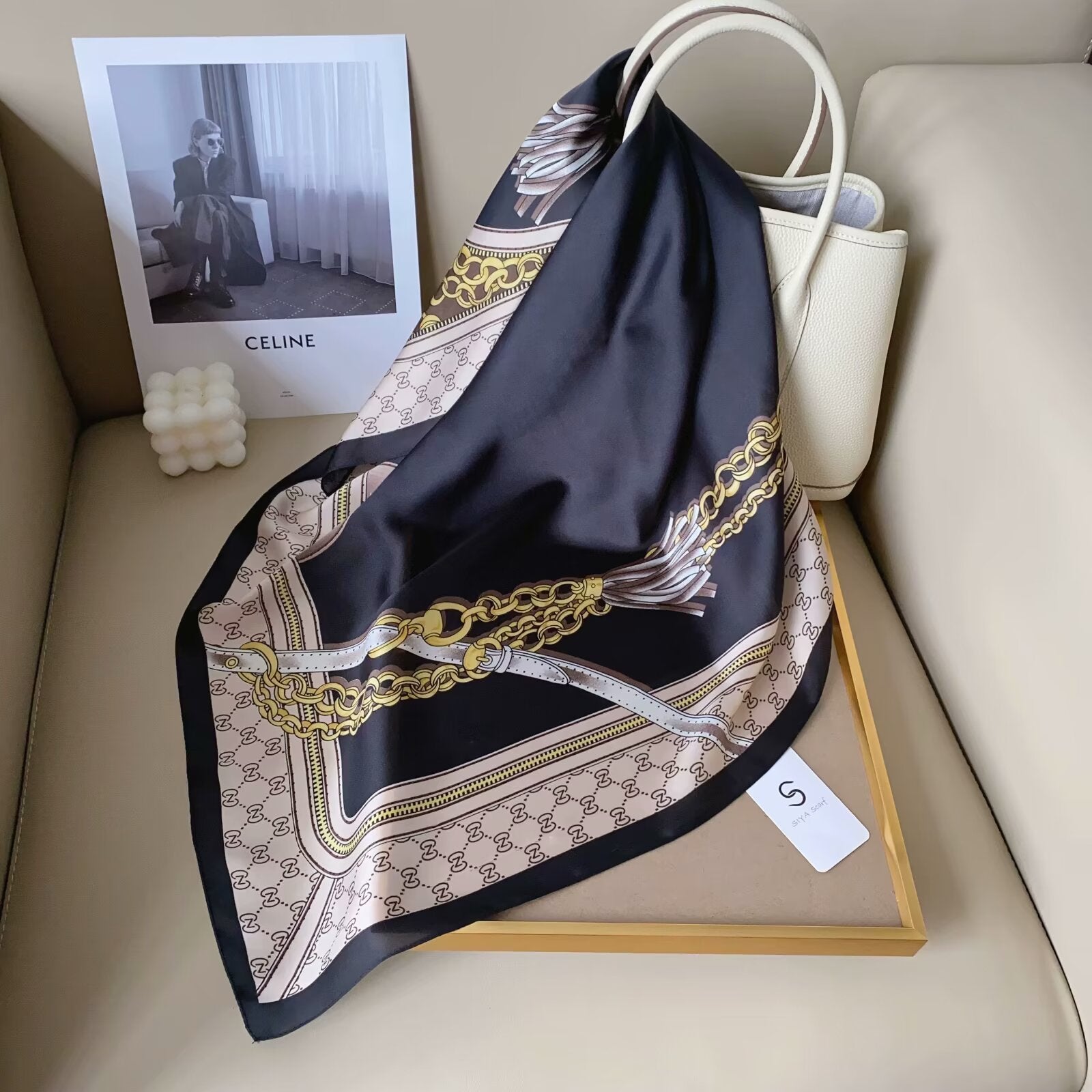 Foulard Carré touche soie 70cmx70cm (x12)#50