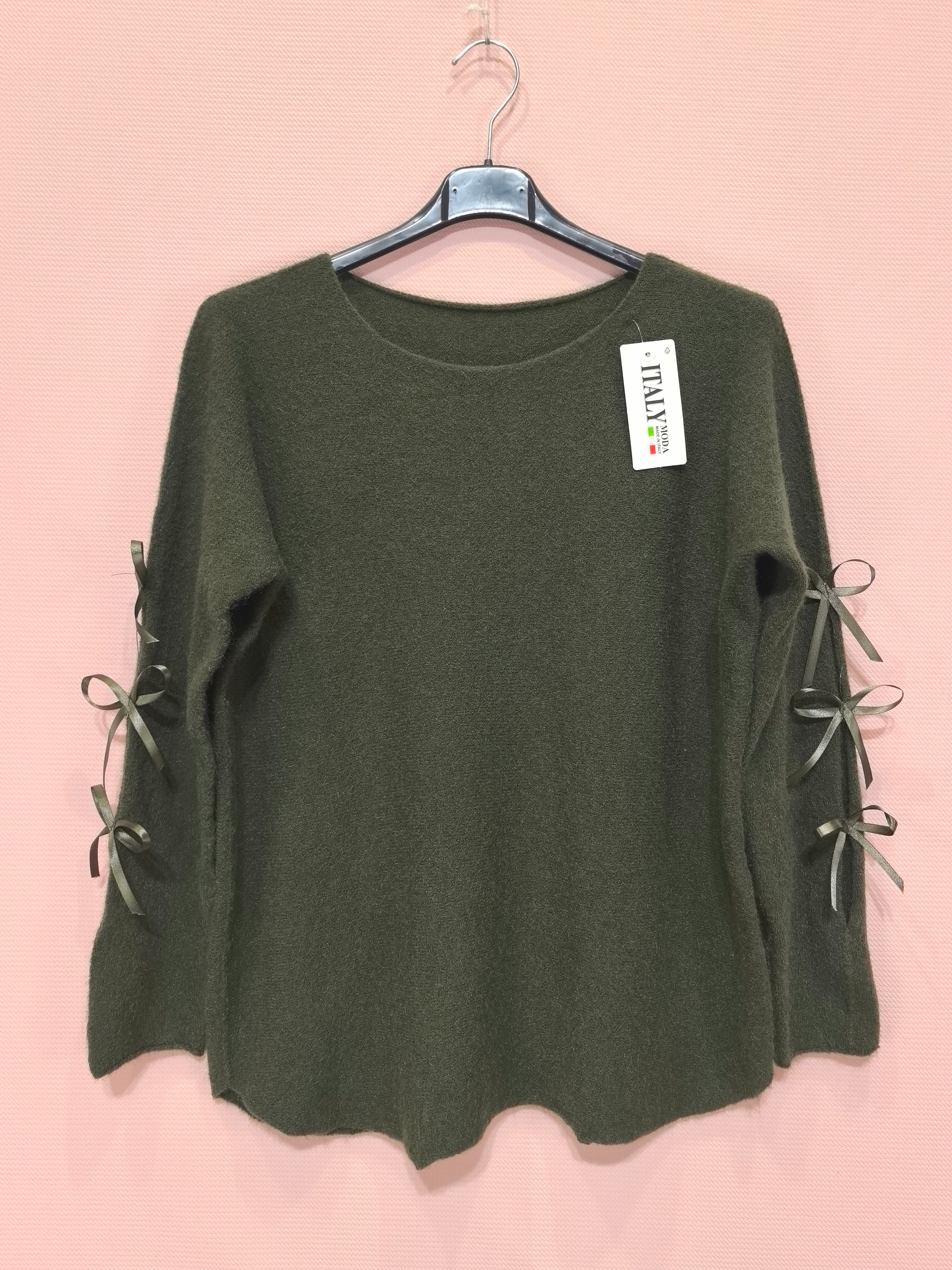 Pull avec nœuds satinés sur les manches (X8)