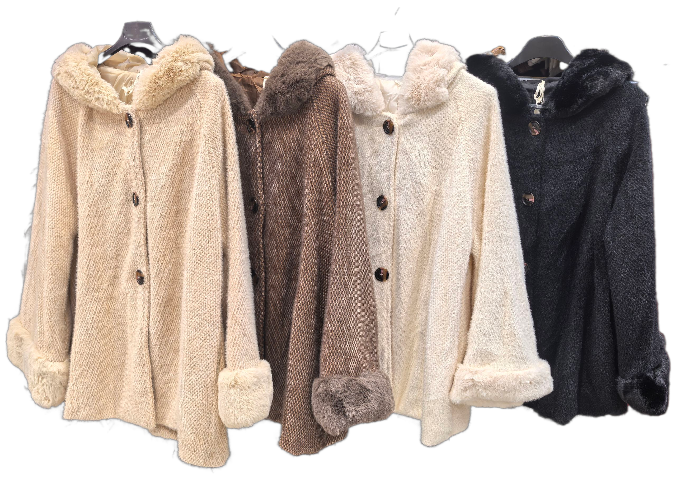 Manteau Avec Capuche (x3)