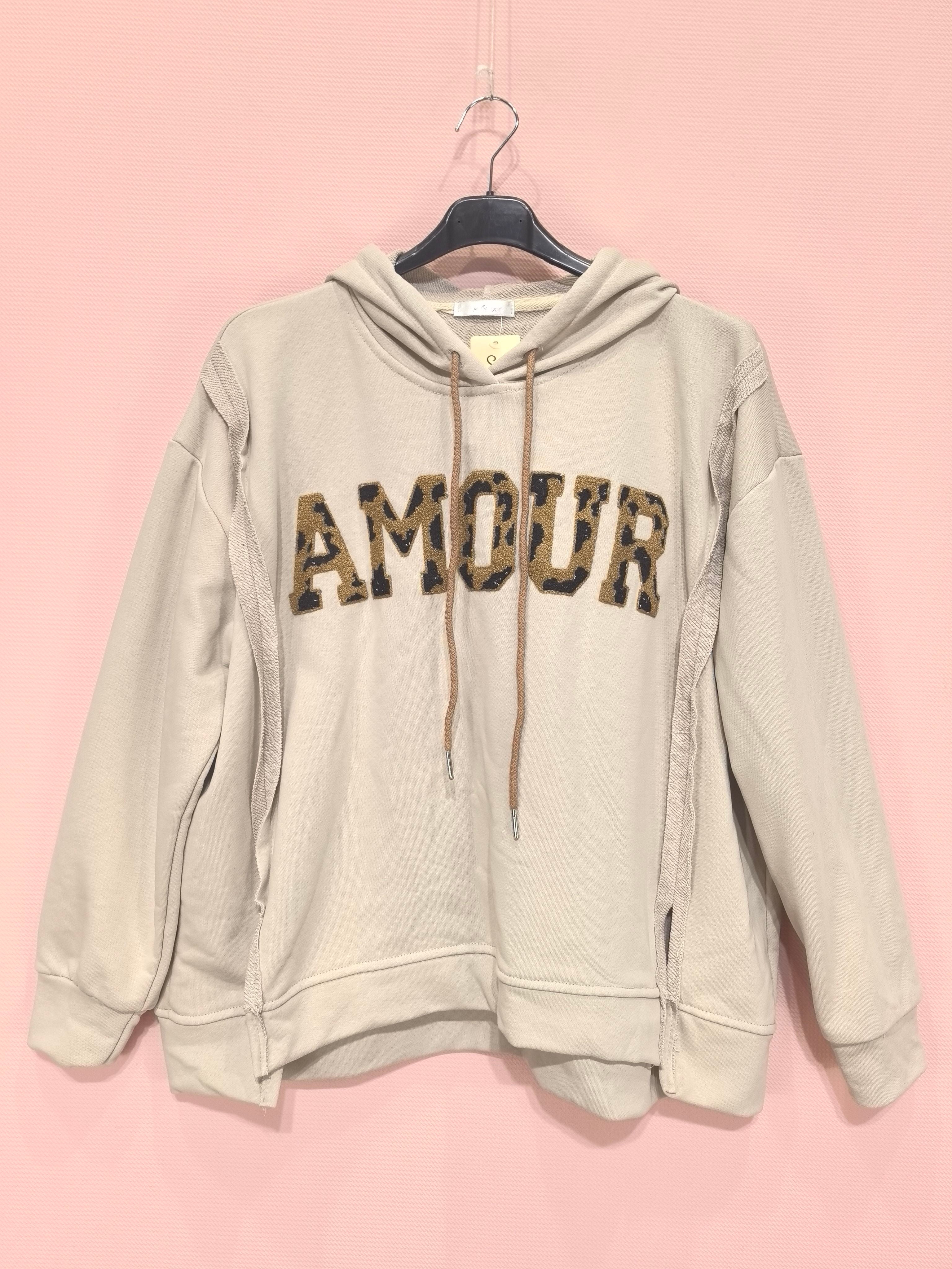 Sweat à capuche – Motif léopard « AMOUR » (x6)