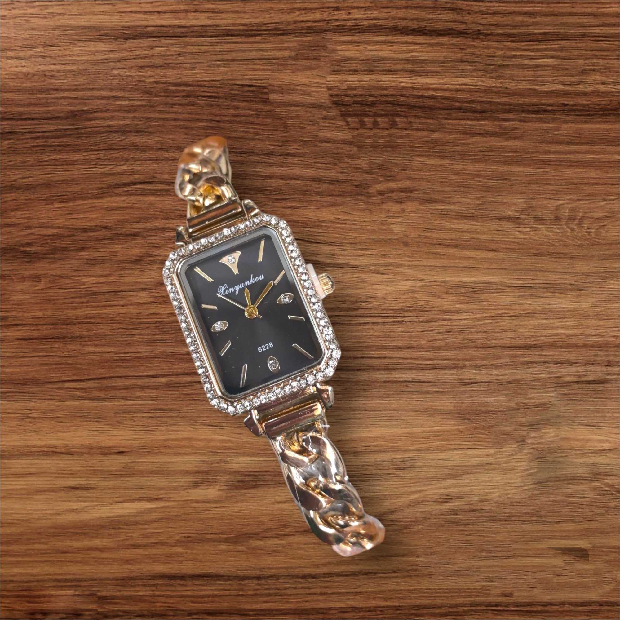 Montres femme bracelets métal Doré 6228A (x5)