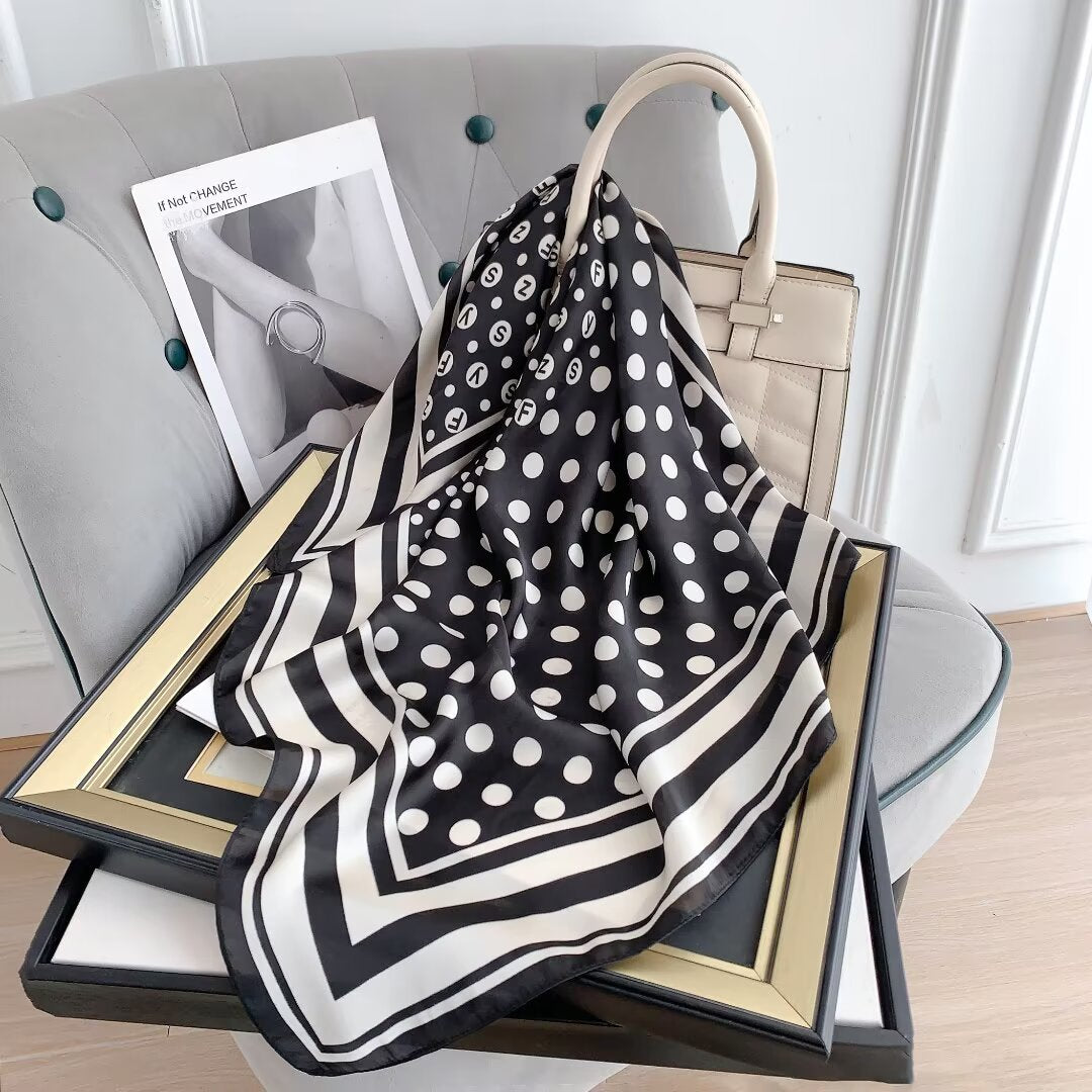 Foulard Carré touche soie 70cmx70cm (x12)#58