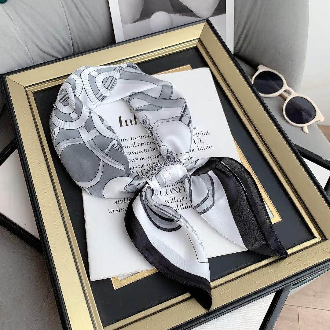 Foulard Carré touche soie 70cmx70cm (x12)#62