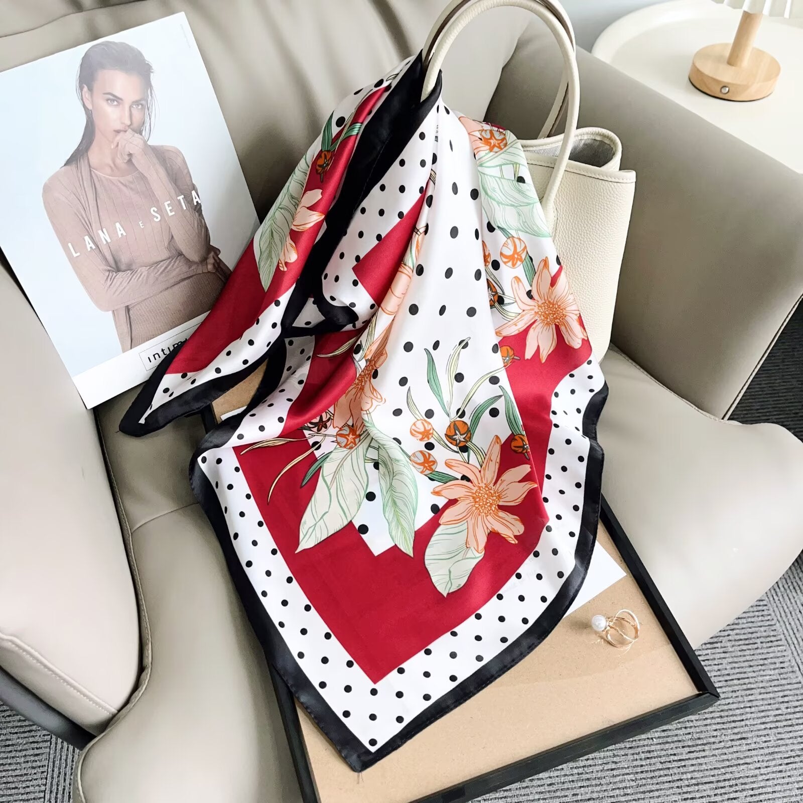 Foulard Carré touche soie 70cmx70cm (x12)#25