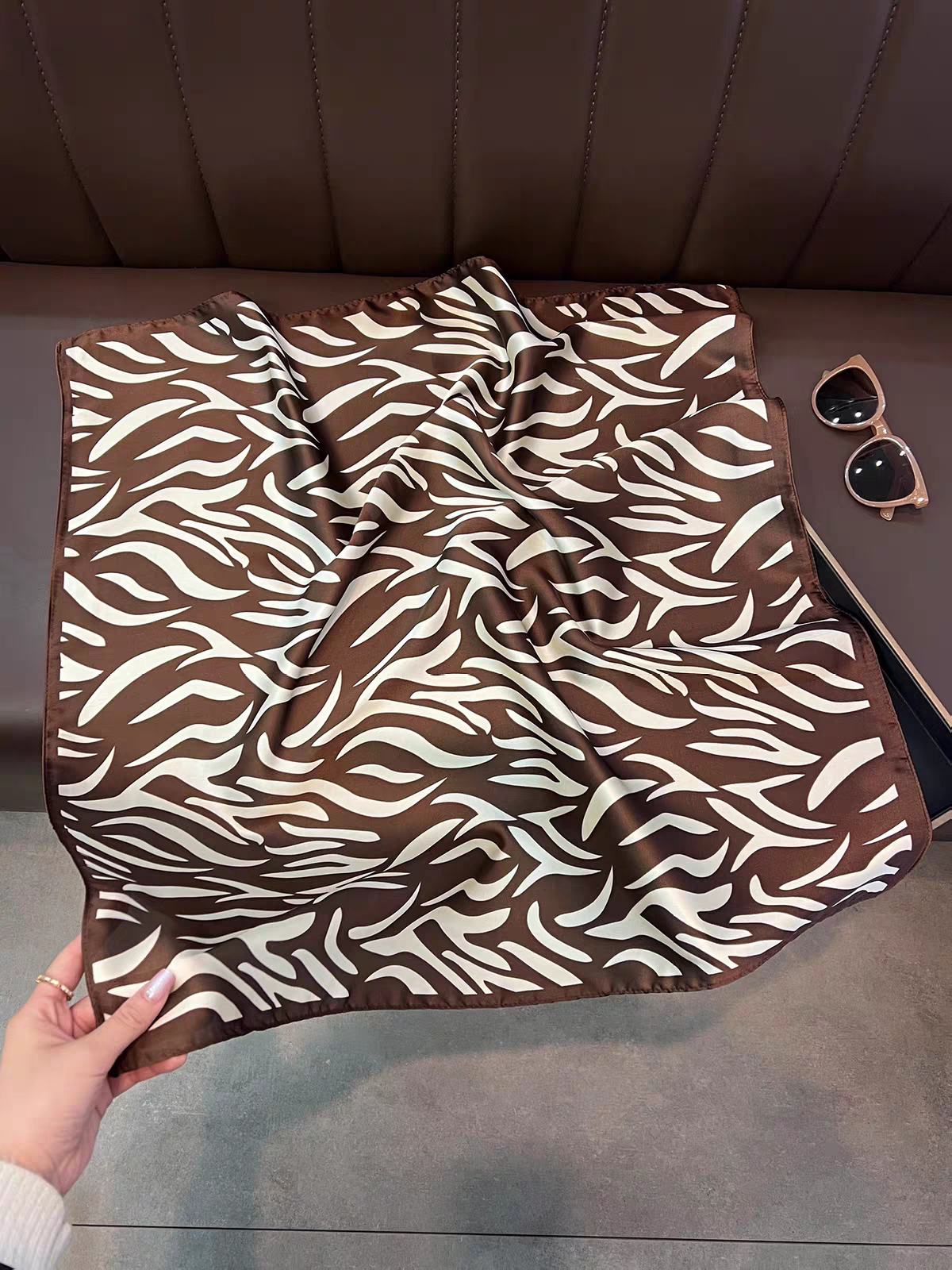 Foulard carré 90cm imprimé fantaisie (x10)#84