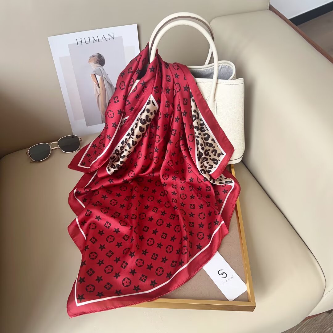 Foulard Carré touche soie 70cmx70cm (x12)#53