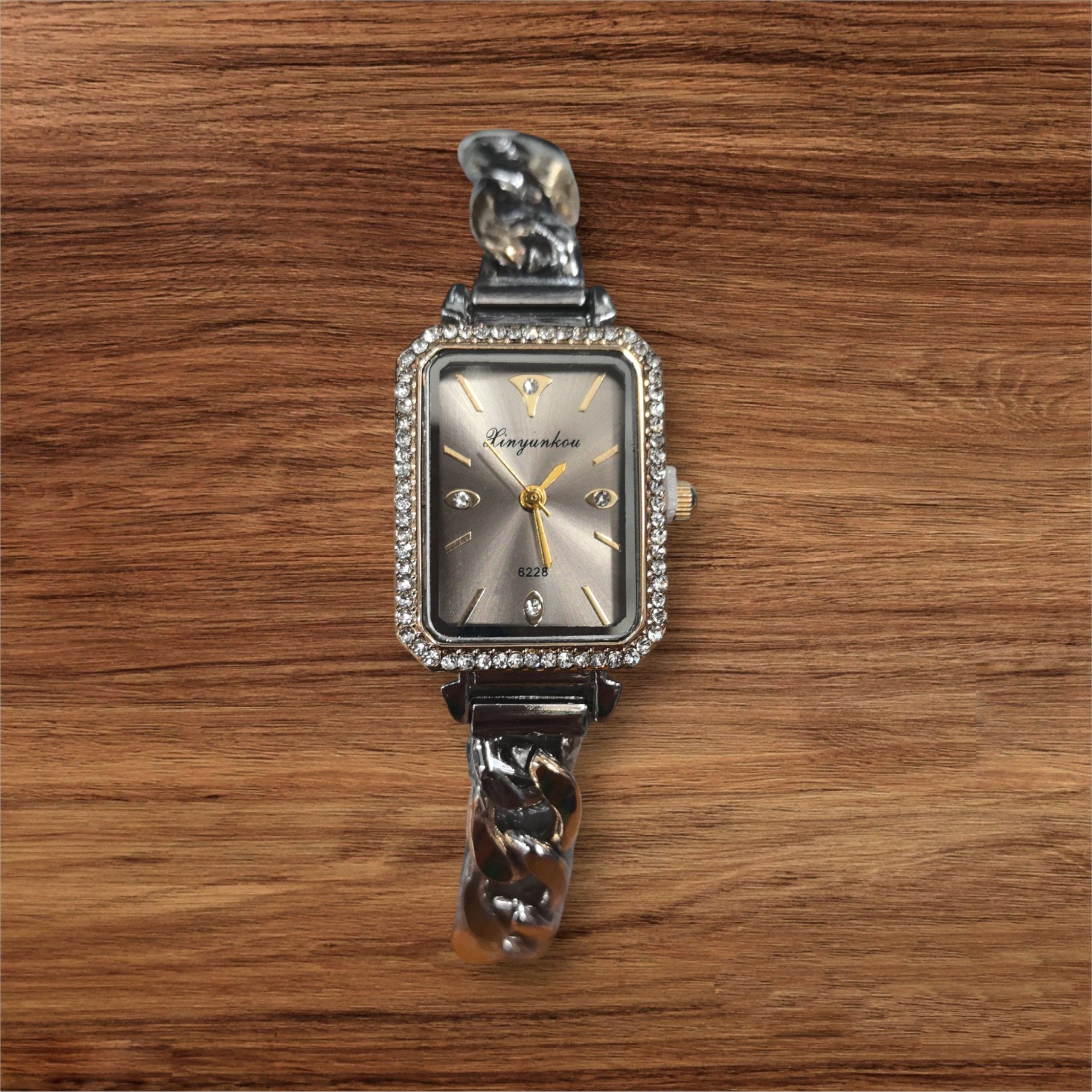 Montres femme bracelets métal 6228B (x5)