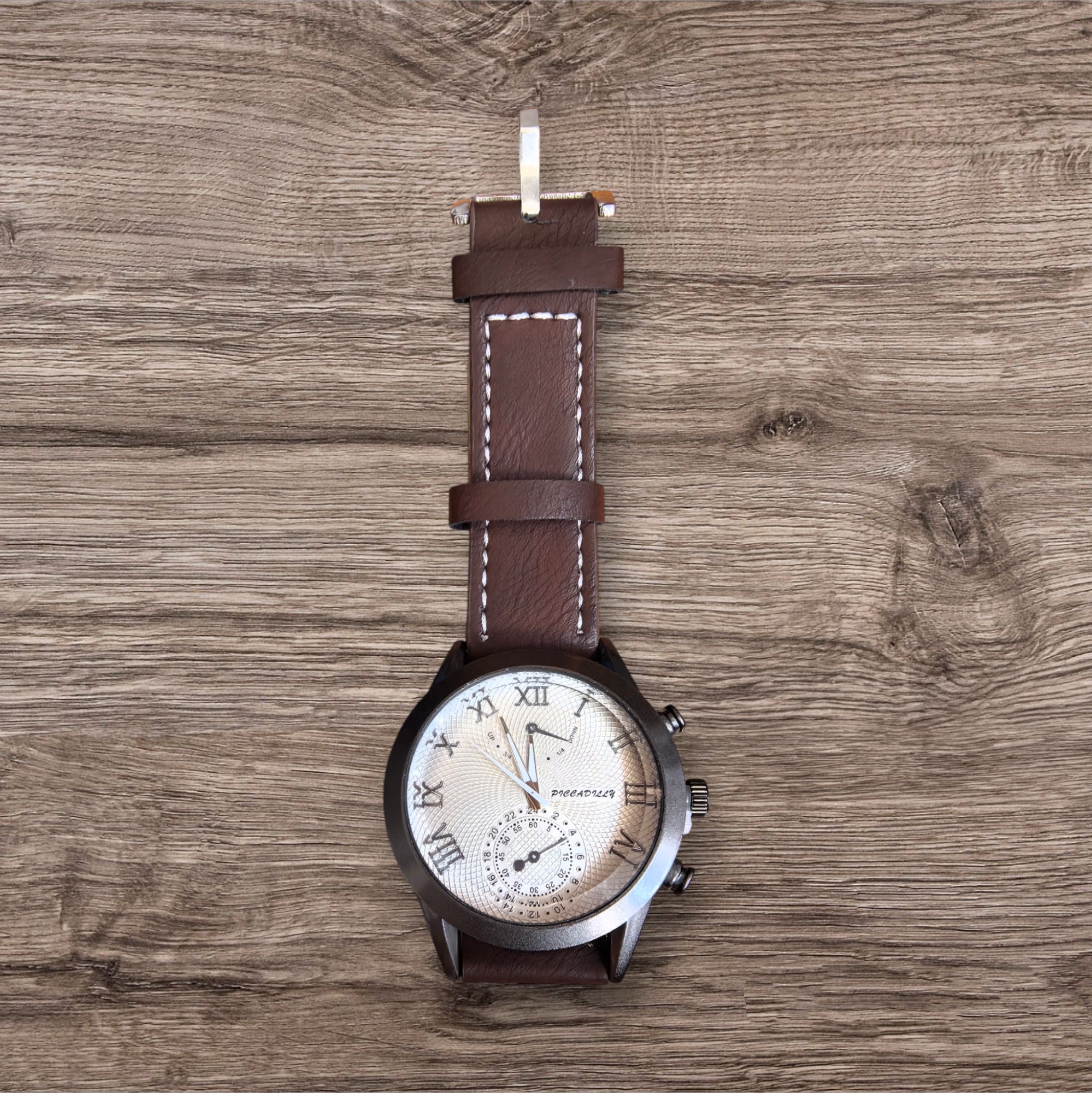 Montre homme similicuir (x6)M221