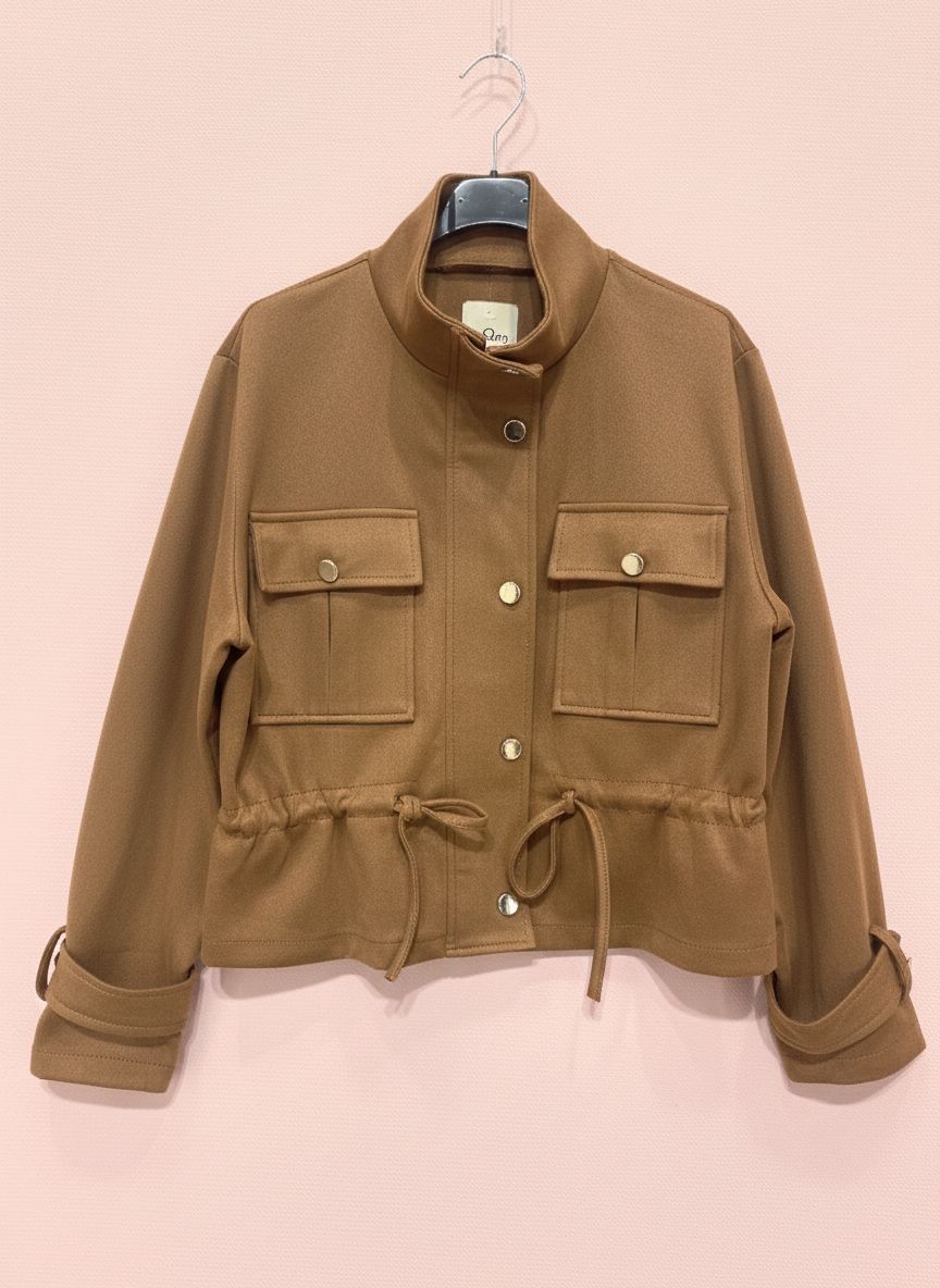 Veste courte en suédine avec poches à rabat(x6)