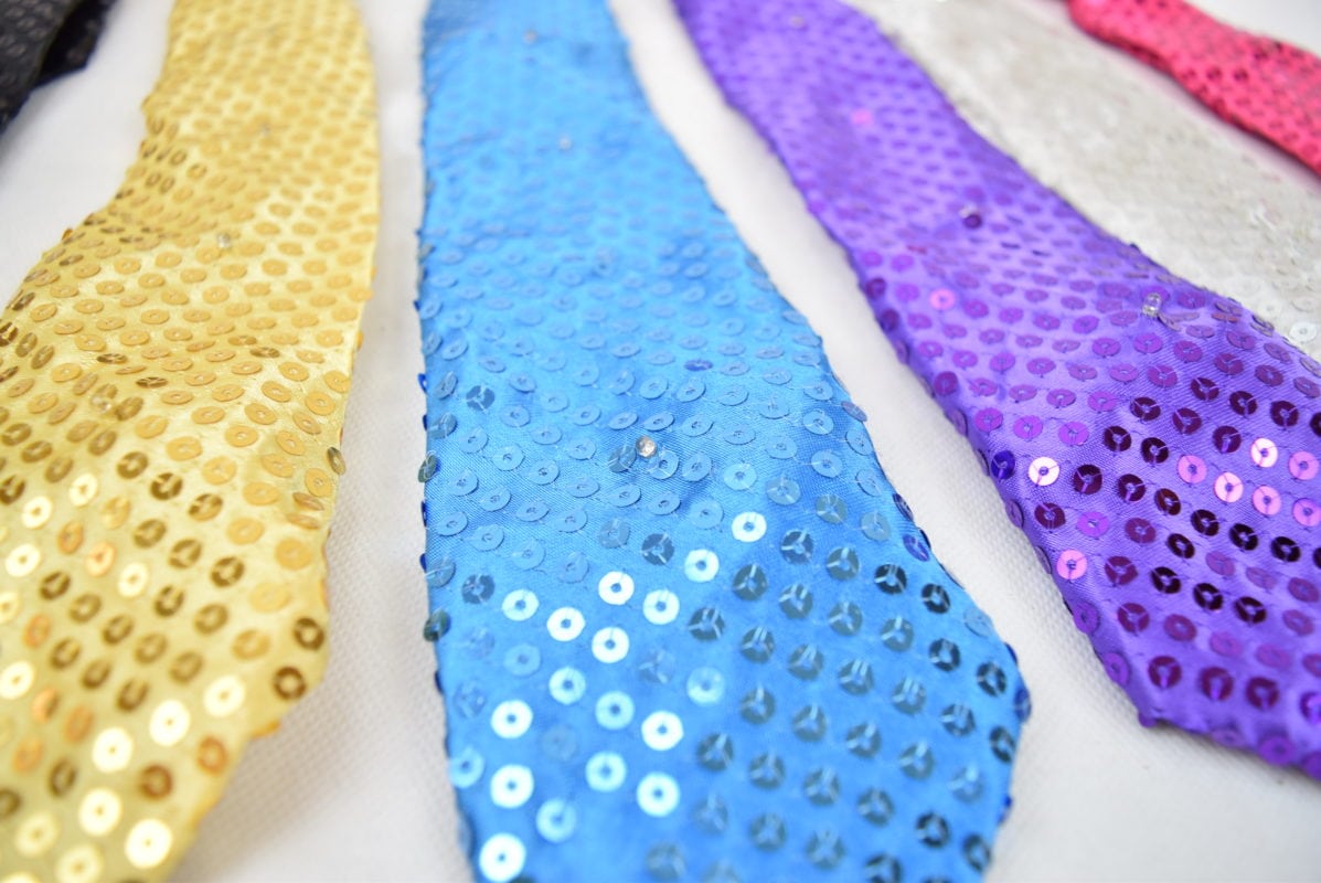 Cravate de Fête avec Lumière (x12)