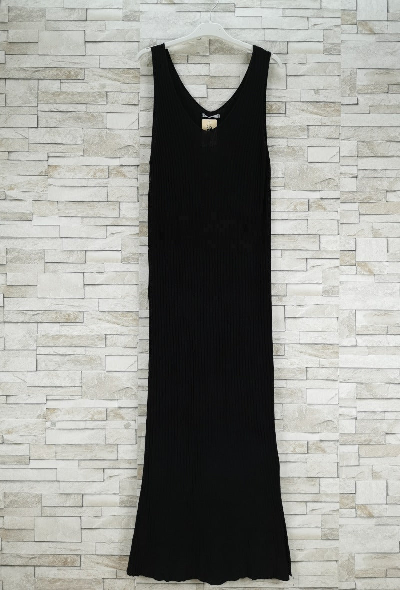 Robe tunique longue sans manche (x9)