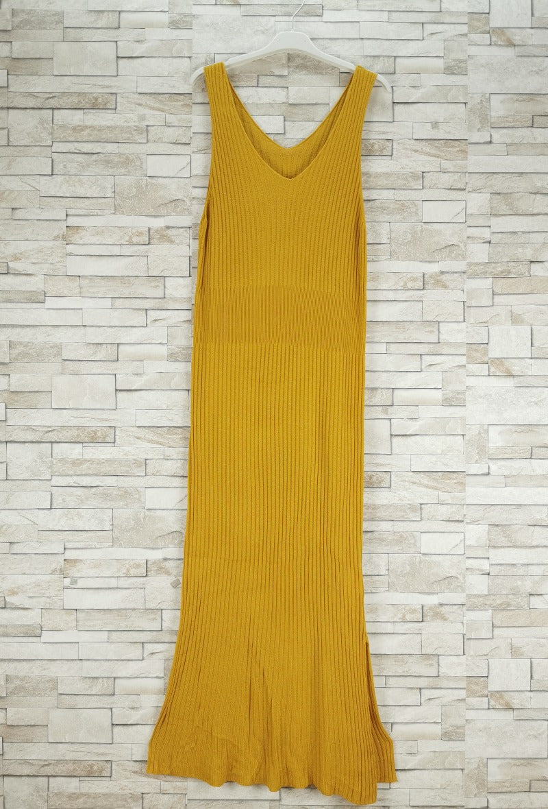 Robe tunique longue sans manche (x9)