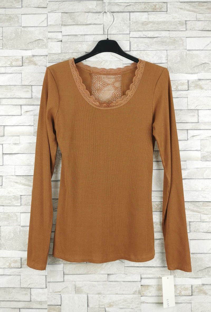 T-shirt en dentelle manche longue (x9)