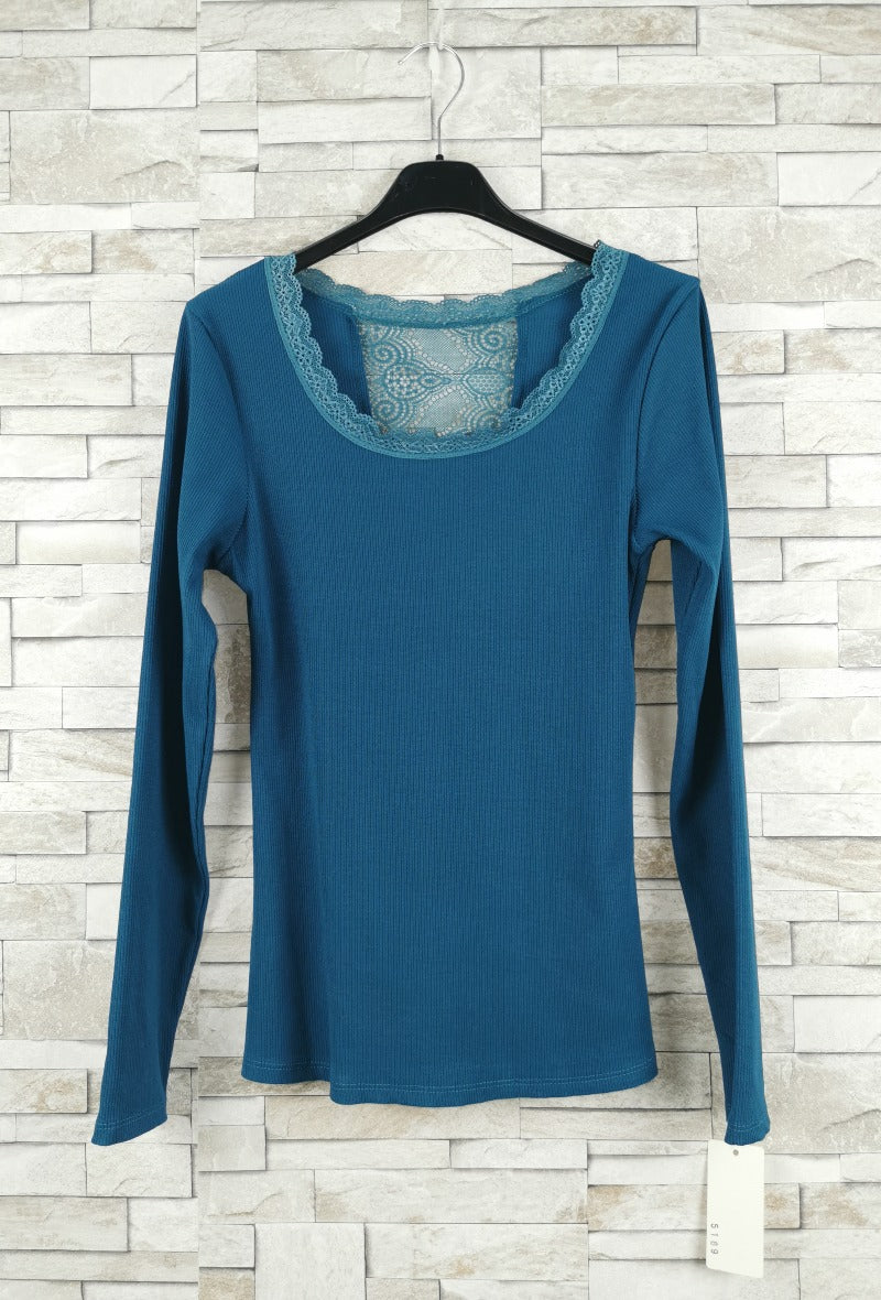 T-shirt en dentelle manche longue (x9)