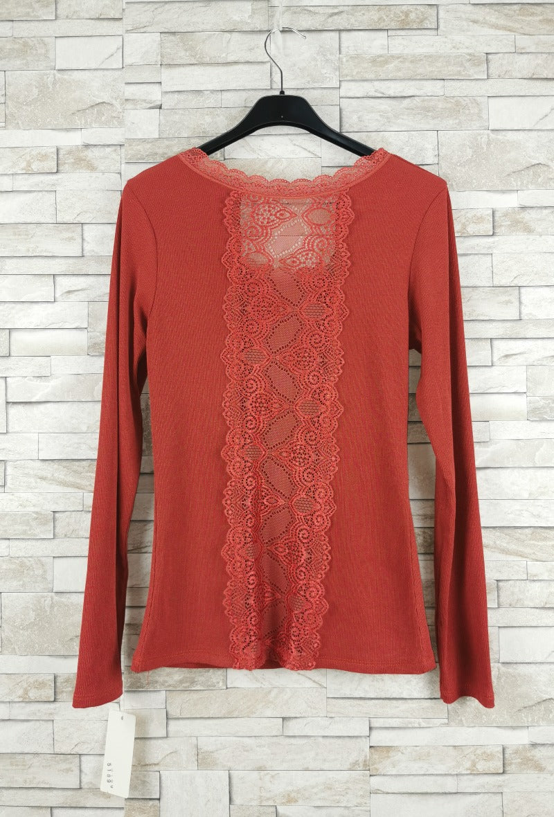 T-shirt en dentelle manche longue (x9)