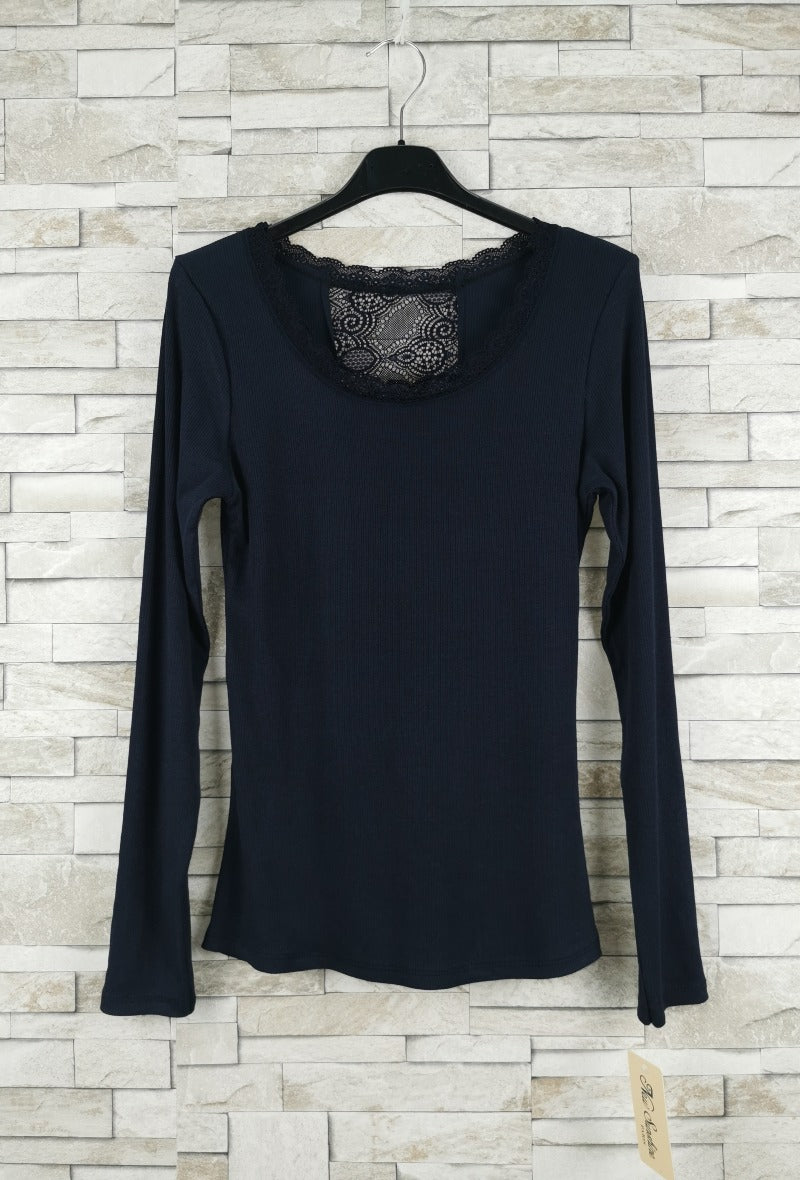 T-shirt en dentelle manche longue (x9)