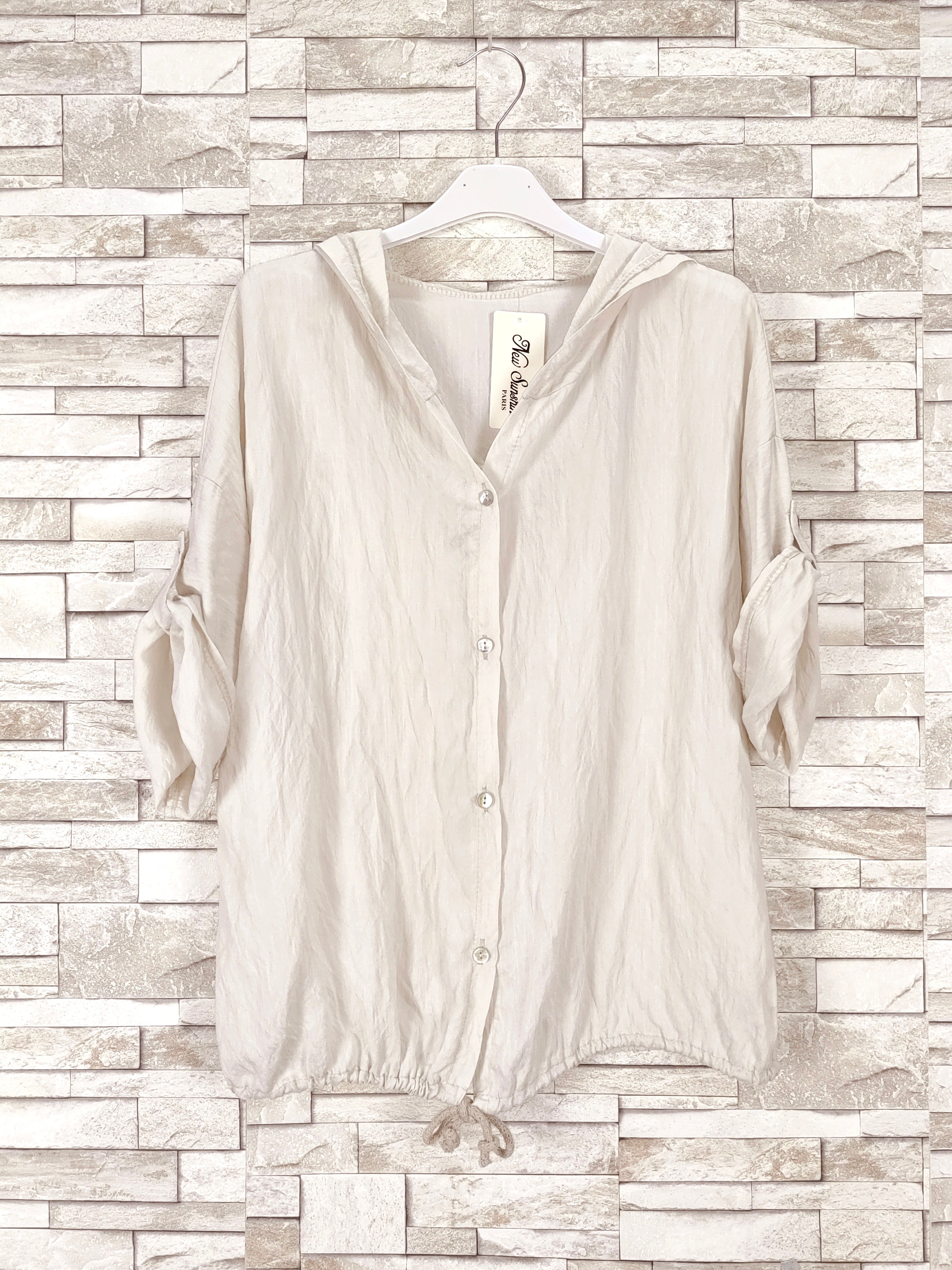 Chemise à capuche (x9)