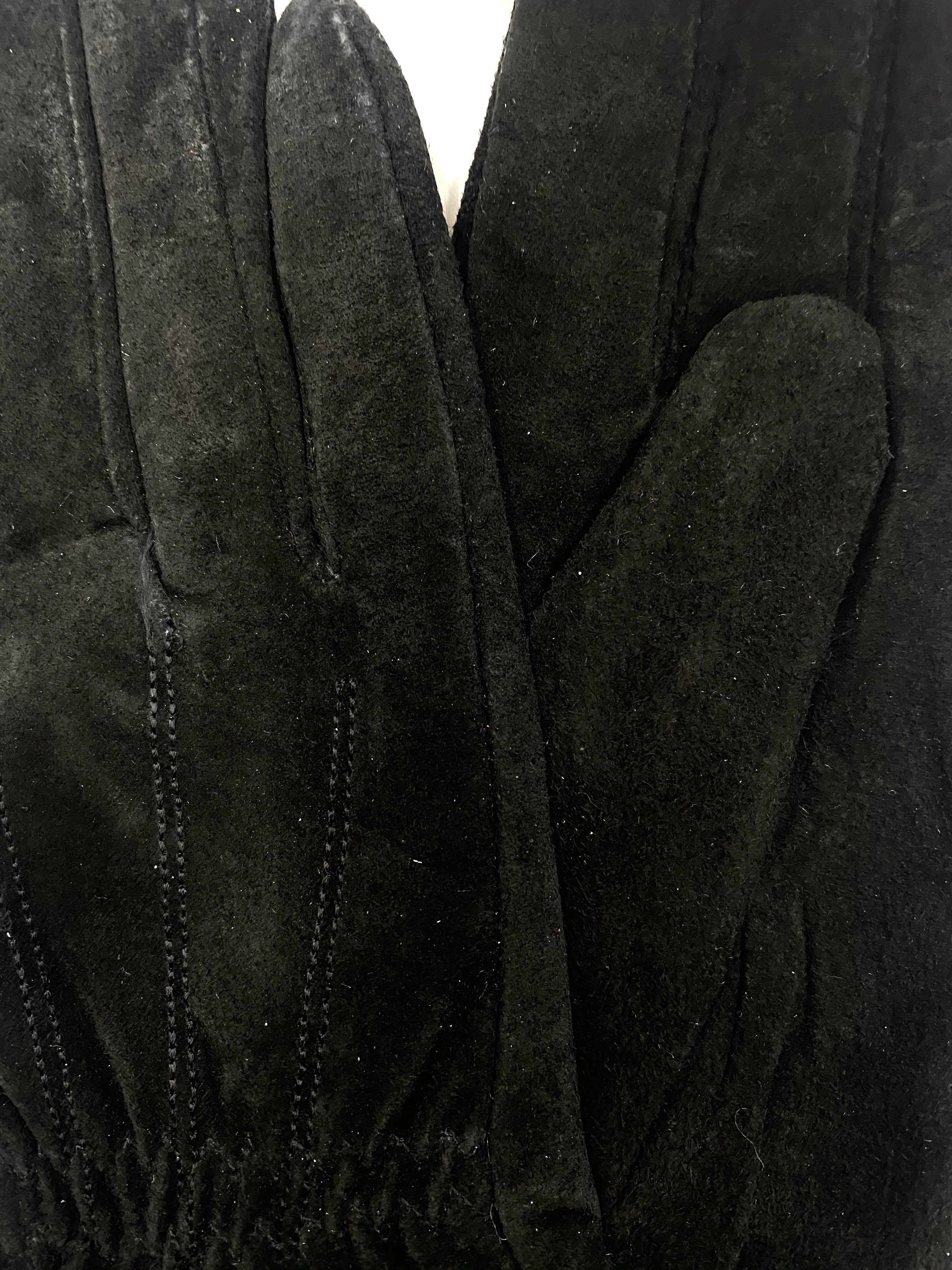 Gants 100% cuir peau retournée noir trait (x6) 4,50€/paire | Grossiste-pro