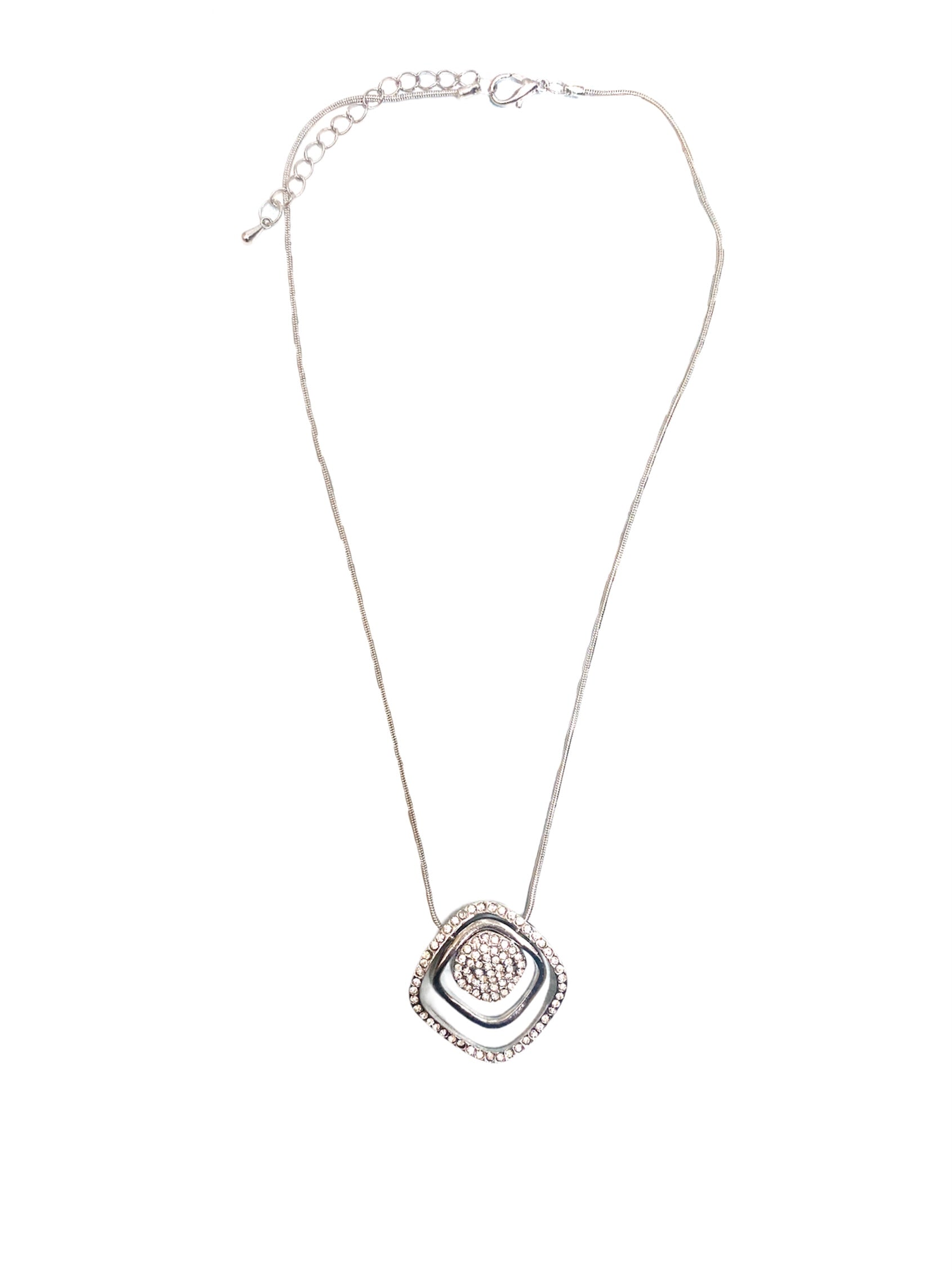 Collier pendentif carré (ⅹ3)