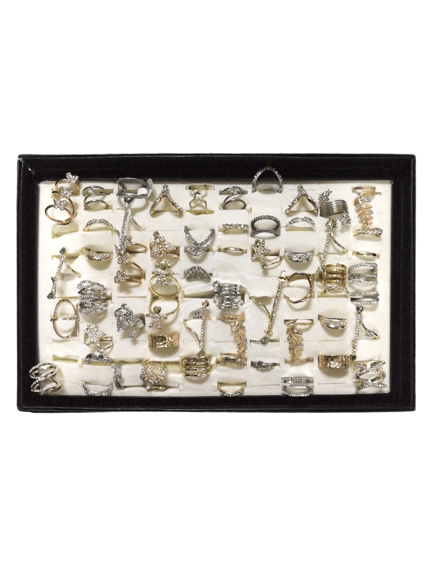 DESTOCKAGE Boîte de bagues strass femme (x50) 1,00€/unité | Grossiste-pro