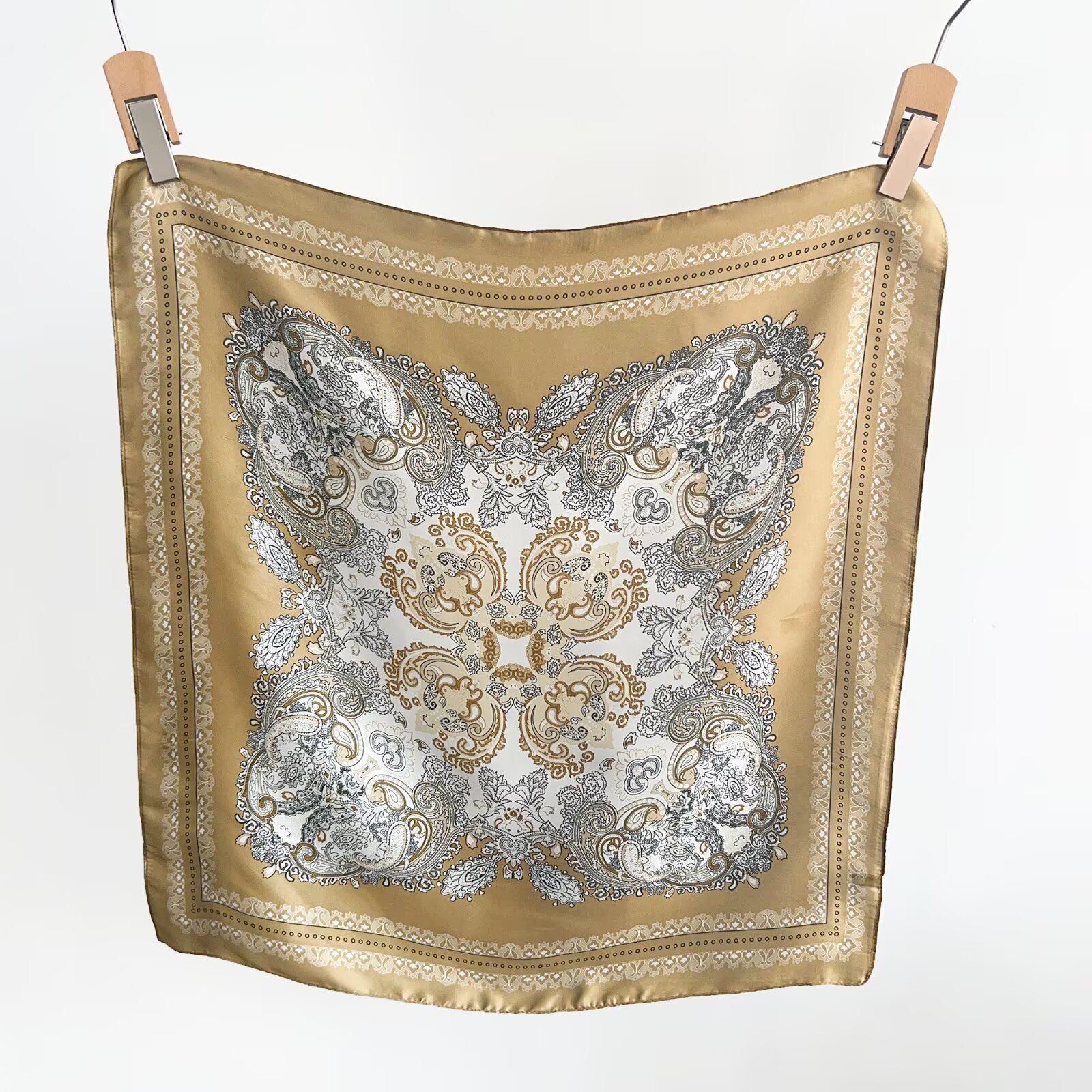 Foulard Carré touche soie 70cmx70cm (x12)#4
