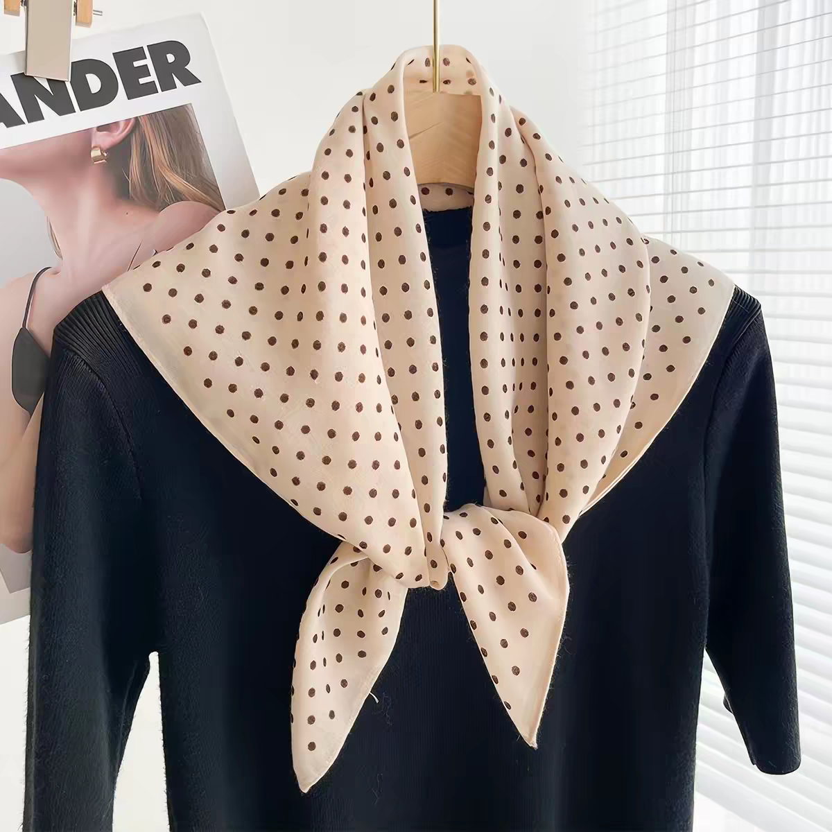Foulard carré  à motifs  Motif petits pois (x12)#49