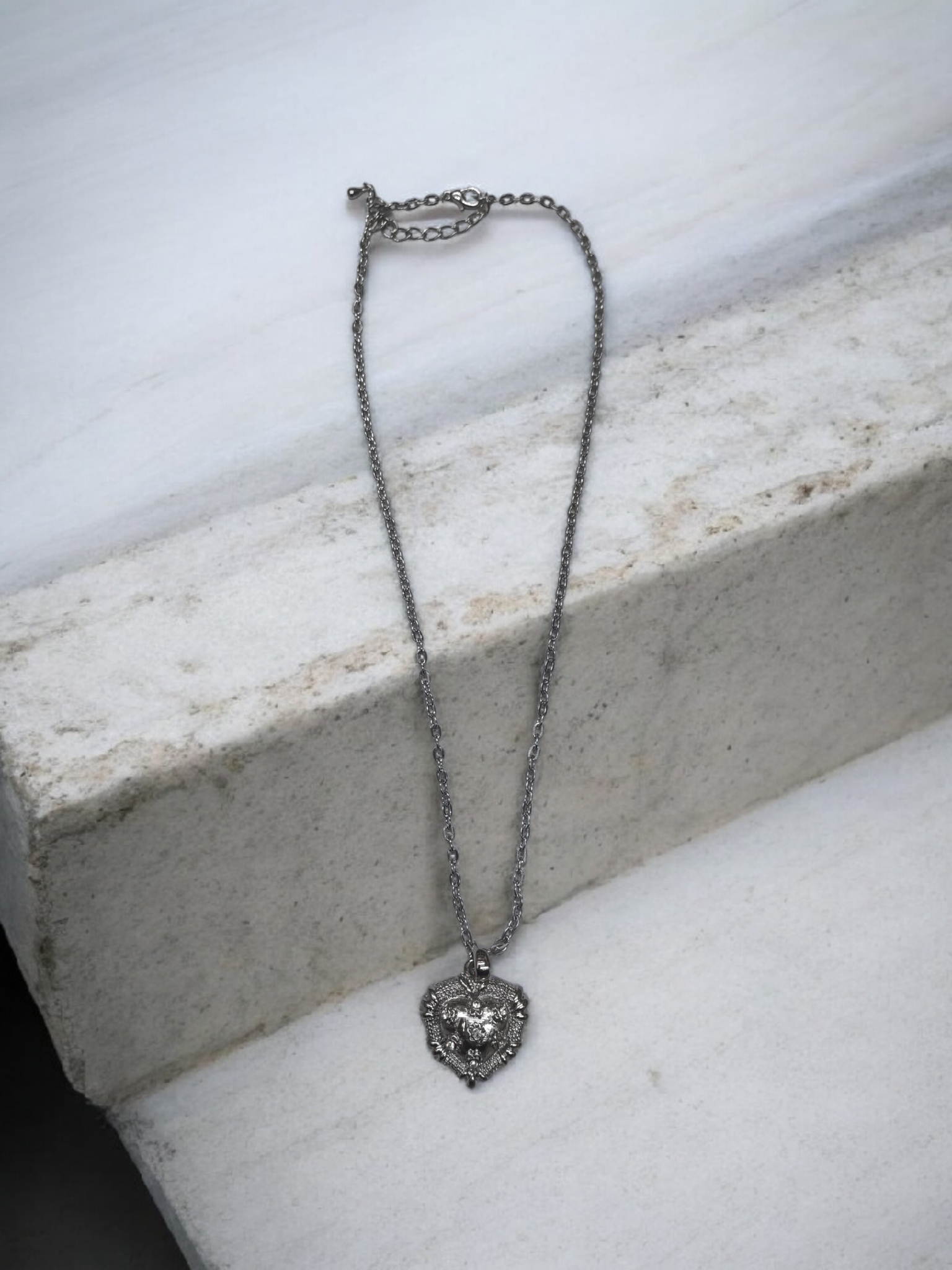 Collier  fantaisie motif mélange(x12)