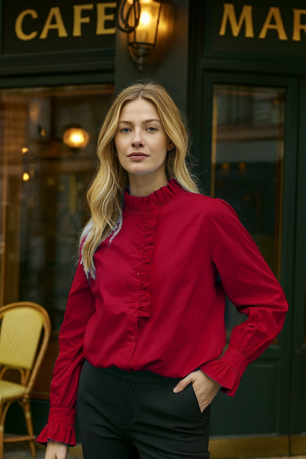 Chemise col volanté