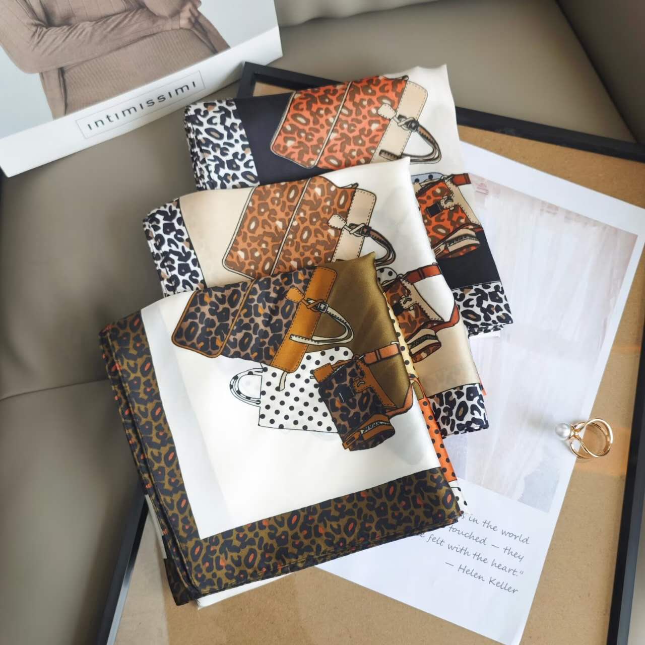 Foulard Carré touche soie 70cmx70cm (x12)#28