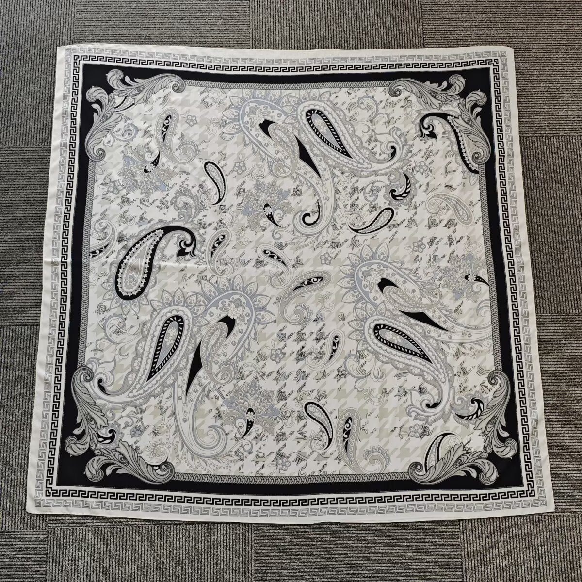 Foulard Carré touche soie  130×130cm (x6)#33