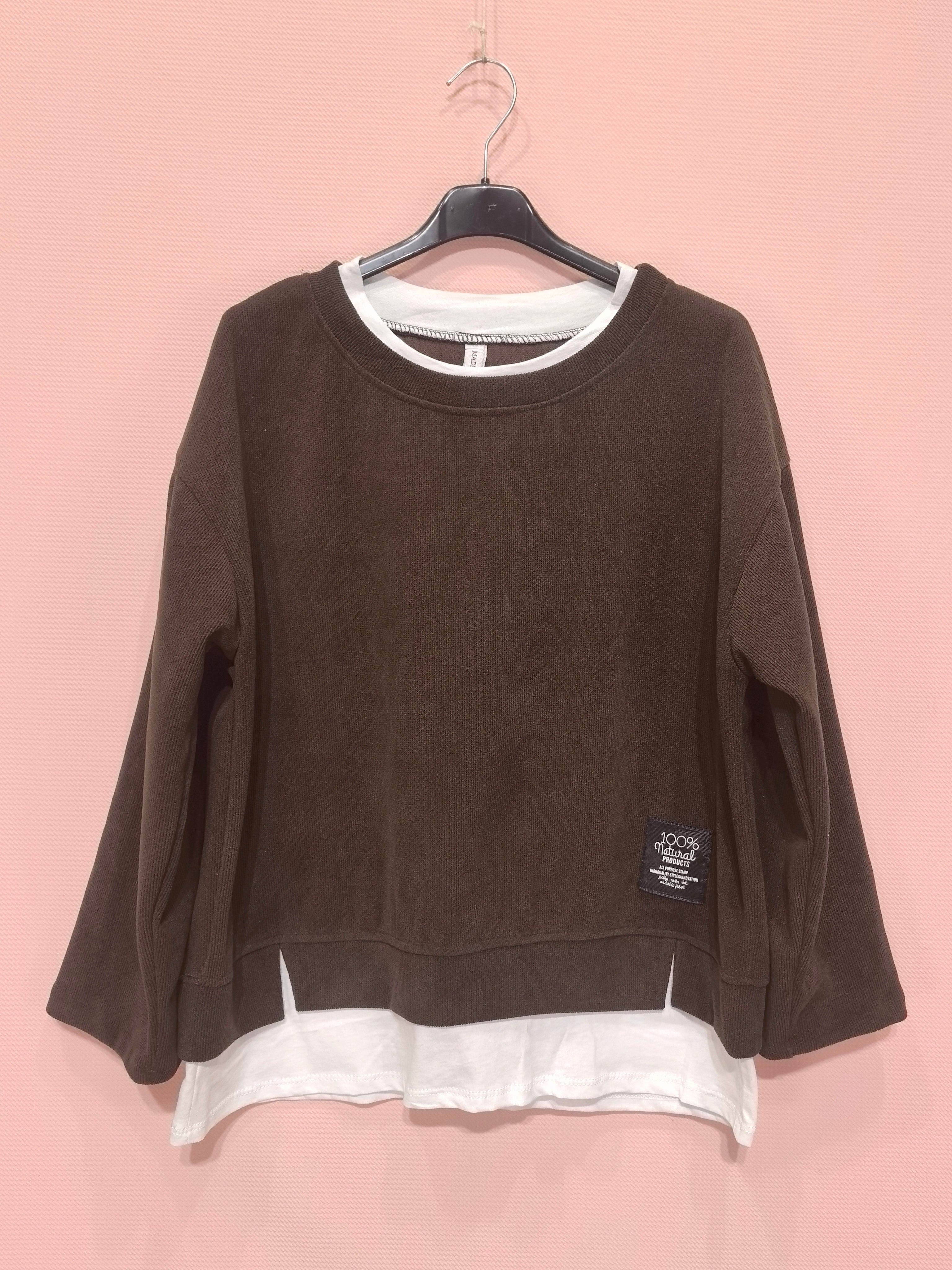 Sweat bicolore superposé 
Style casual-chic polyvalent 
En tissu texturé au toucher doux (x6)