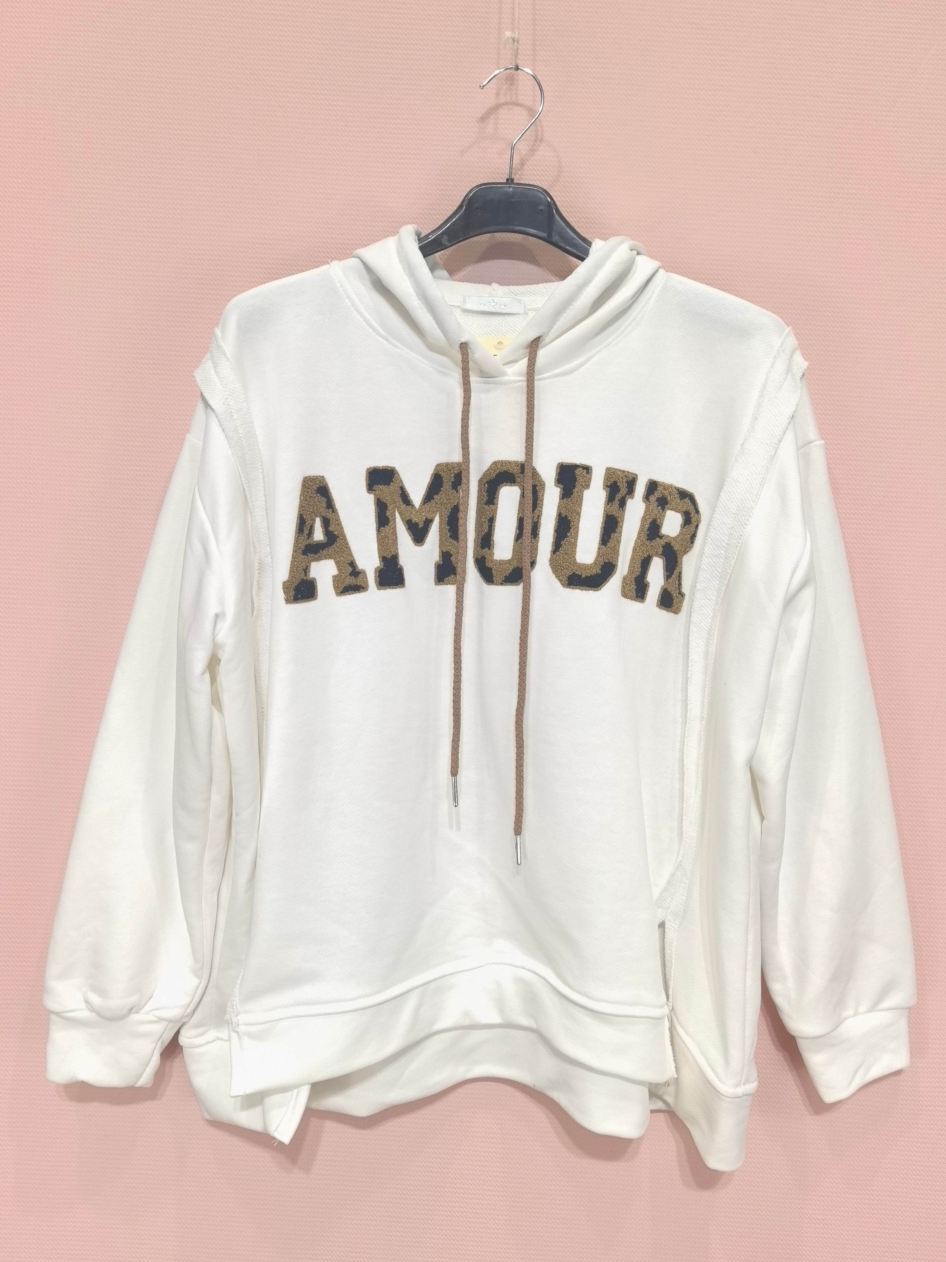 Sweat à capuche – Motif léopard « AMOUR » (x6)